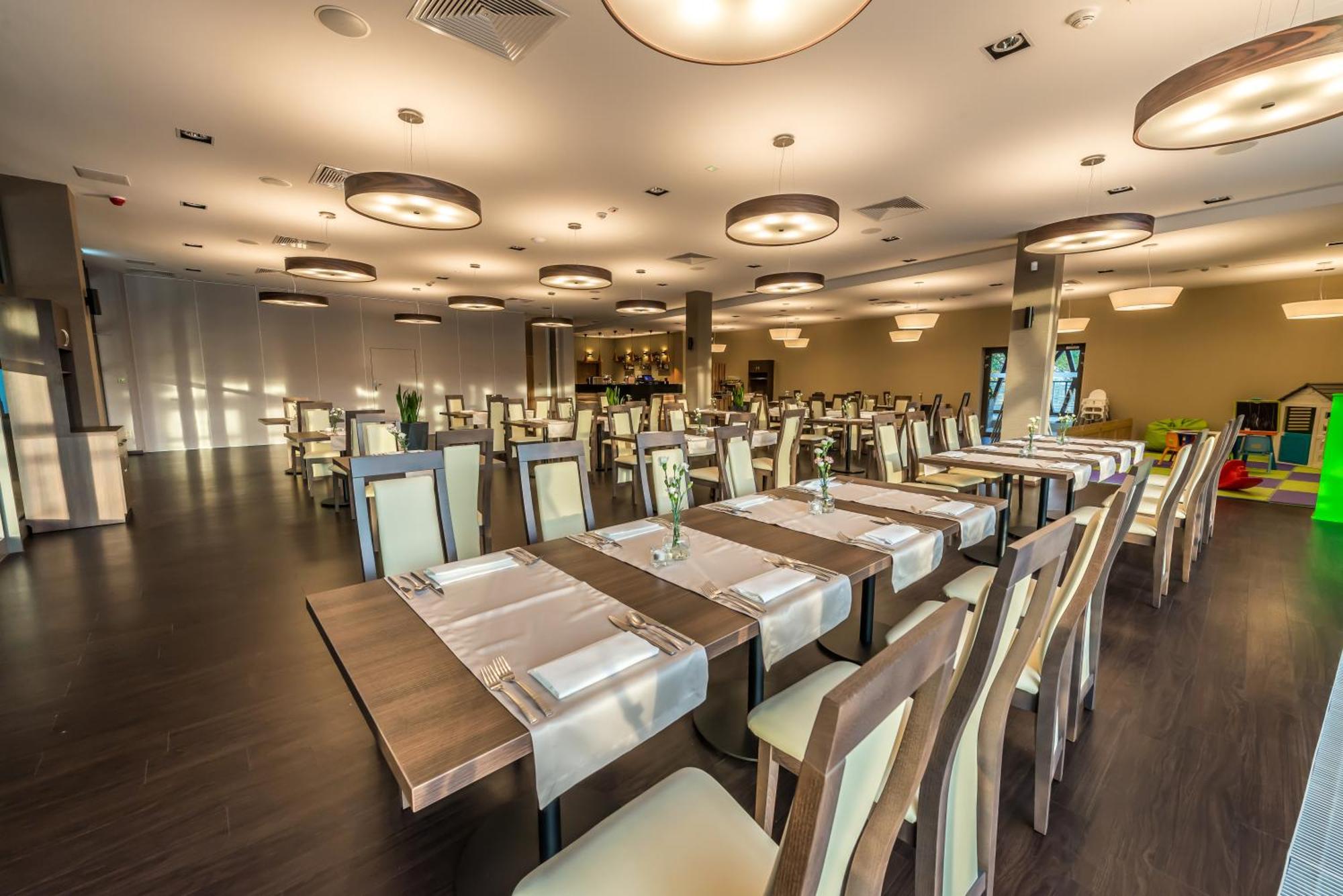 Apart Hotel 12 Rzeszów Kültér fotó