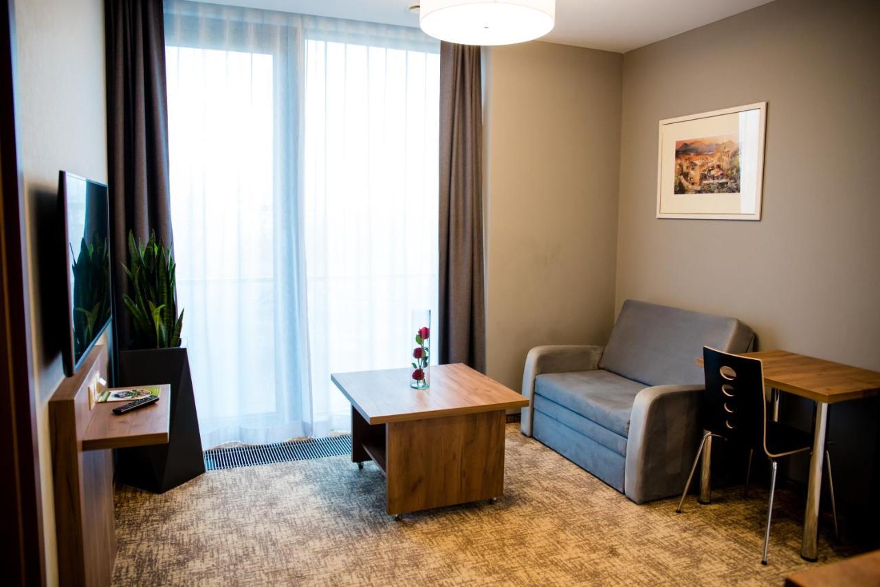 Apart Hotel 12 Rzeszów Kültér fotó