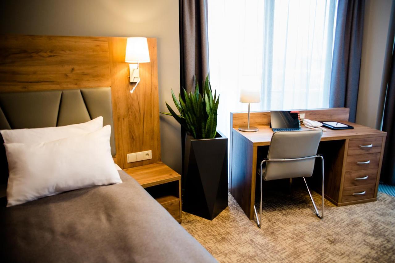 Apart Hotel 12 Rzeszów Kültér fotó