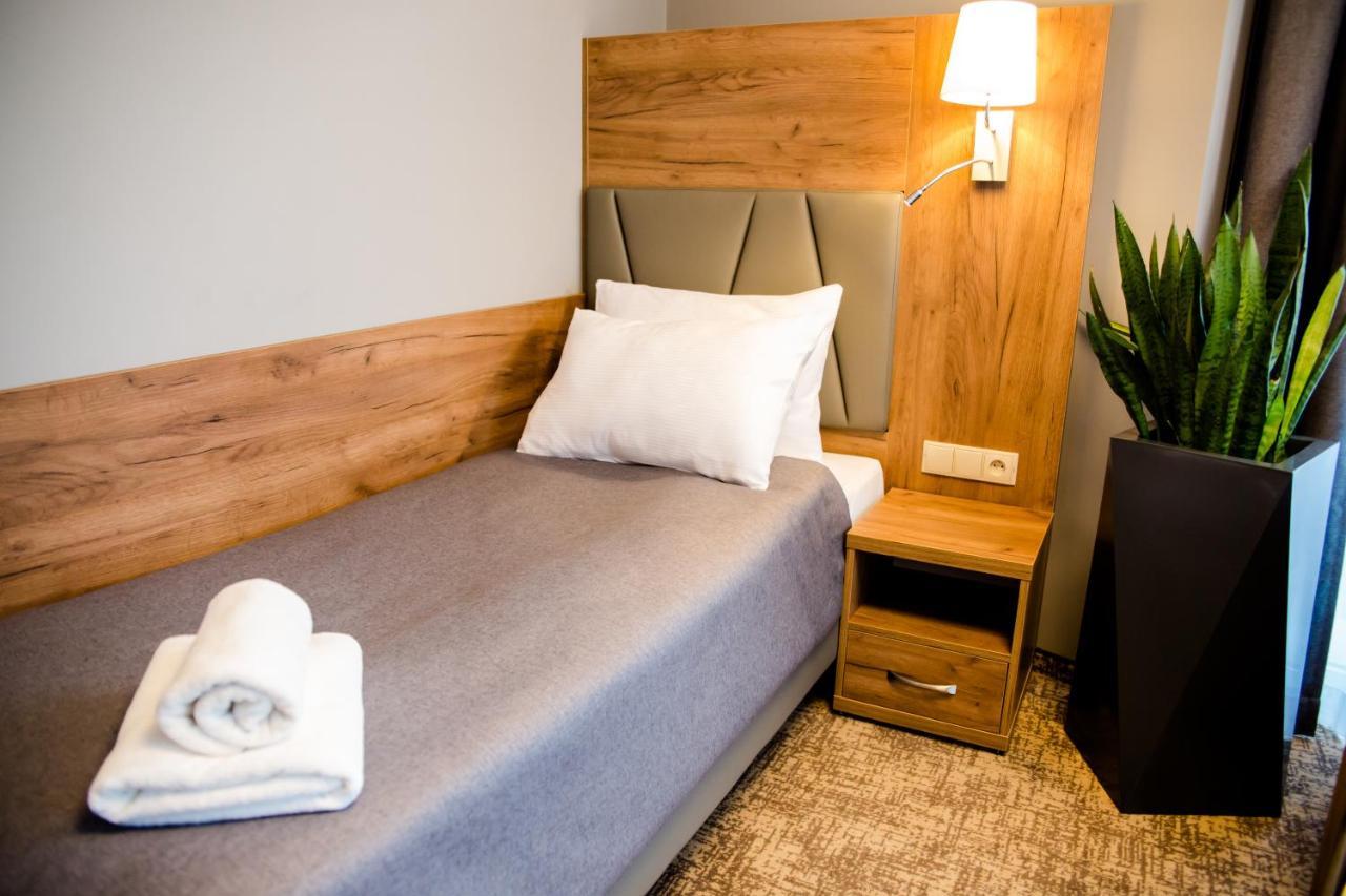 Apart Hotel 12 Rzeszów Kültér fotó