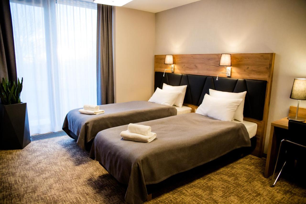 Apart Hotel 12 Rzeszów Kültér fotó